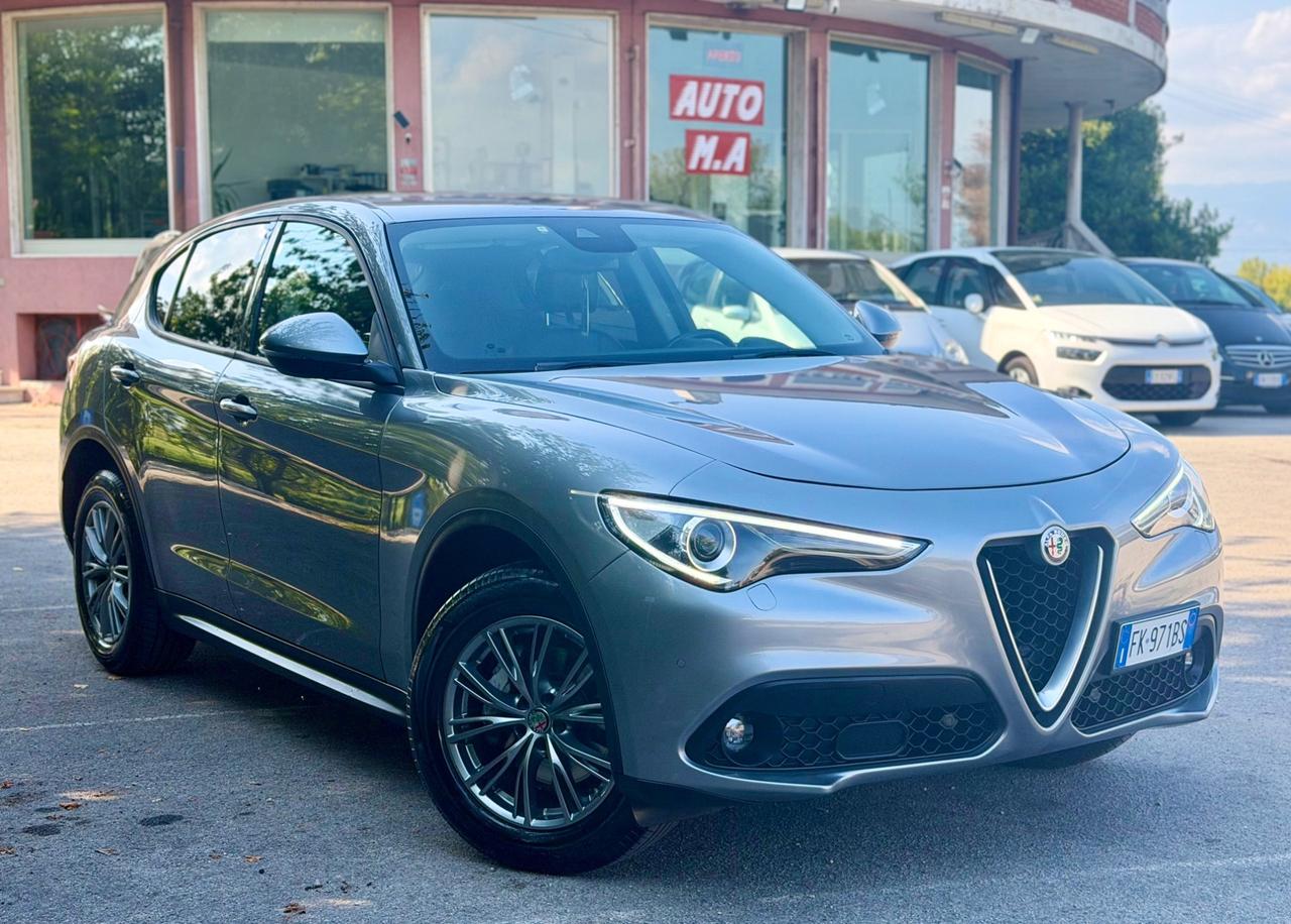 Alfa Romeo Stelvio 2017 2.2 Turbodiesel 210 CV AT8 Q4 Business