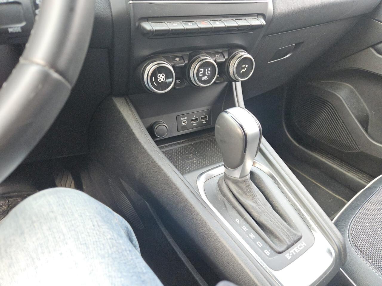 Renault Captur Full Hybrid E-Tech 145 CV Zen