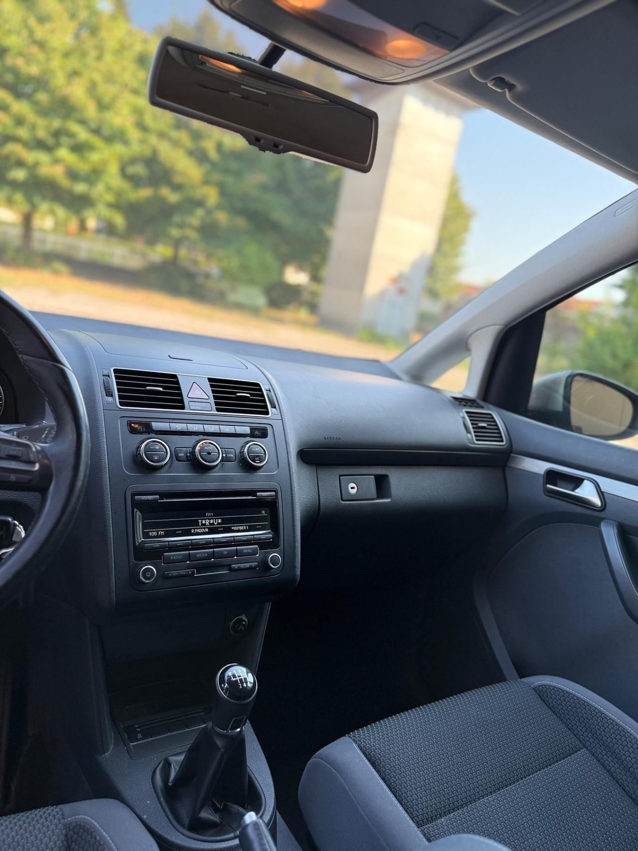 Volkswagen Touran Business 1.6 TDI Comfortline
