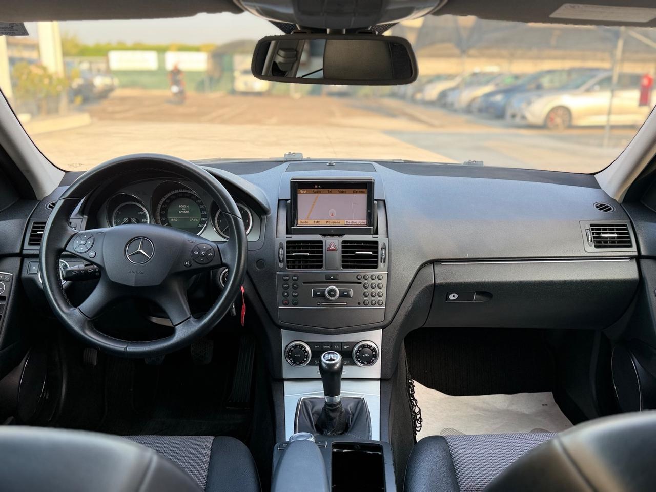 Mercedes-benz C 220 CDI BlueEFFICIENCY Avantgarde