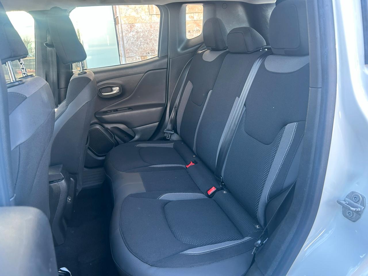 Jeep Renegade 1.5 Turbo T4 MHEV Limited 130CV