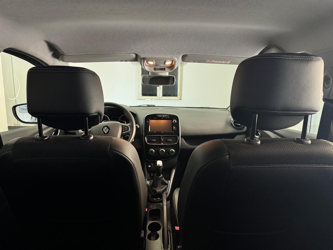 Renault Clio TCe 12V 75 CV 5 porte Moschino Intens