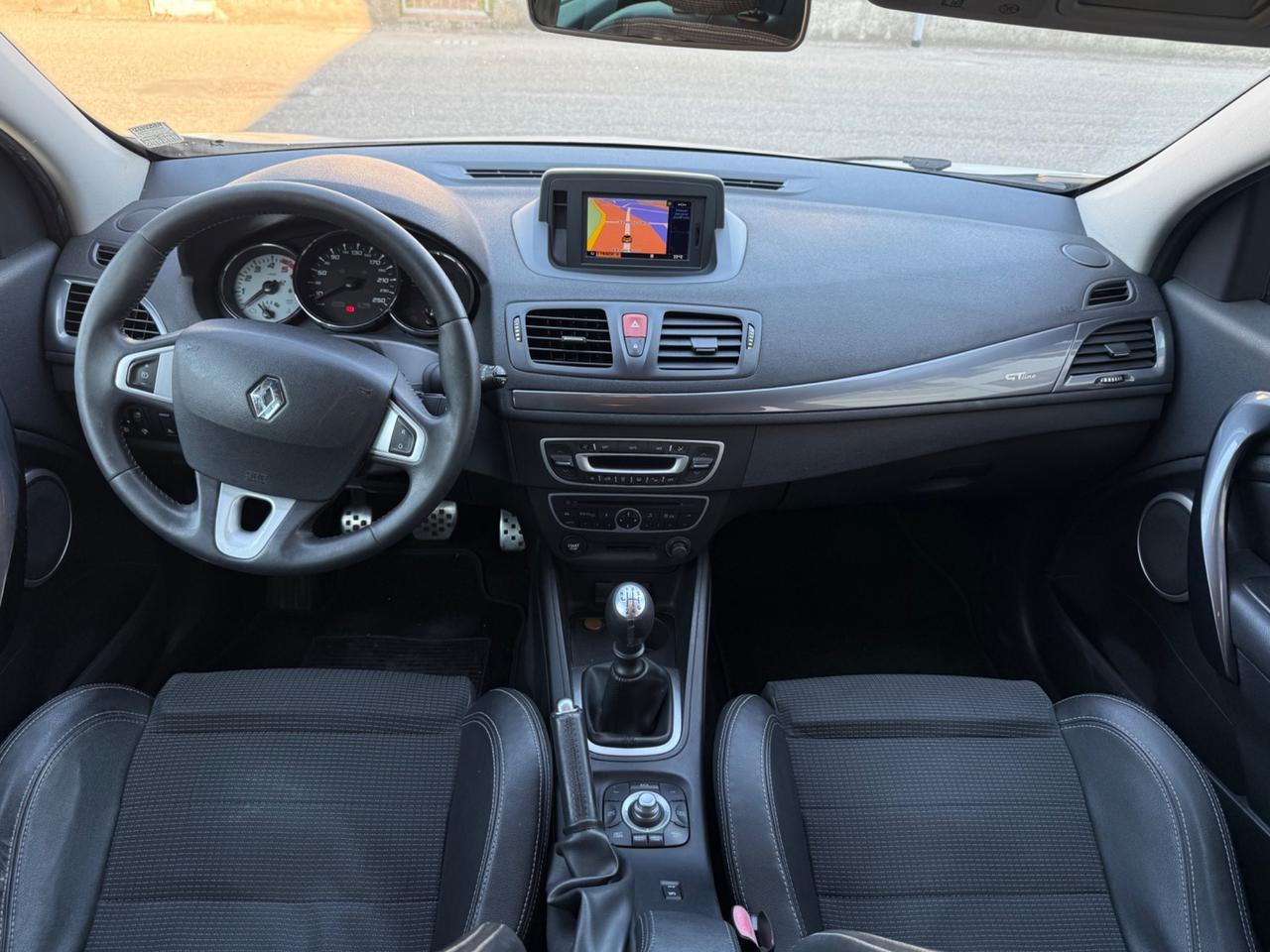 Renault Megane 1.5 dCi 110CV GT Line 12/2010 UNICA