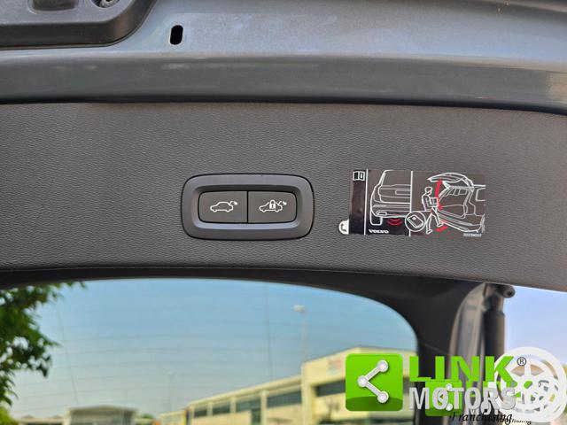 VOLVO C40 Ultimate Twin Motor 408 cv