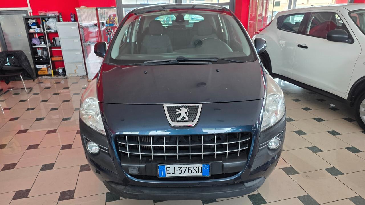 Peugeot 3008 1.6 HDi 112CV cambio robotizzato Tecno