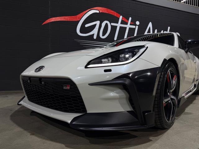 TOYOTA GR86 WHITE PERLA MILTEK PREMIUM SPORT