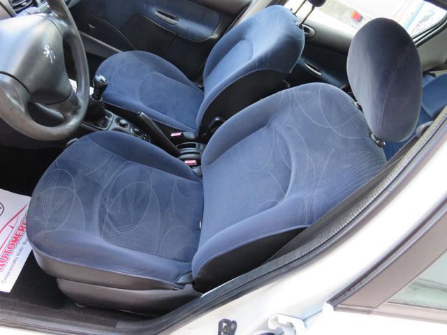 PEUGEOT 206 2.0 HDi 5p. XT