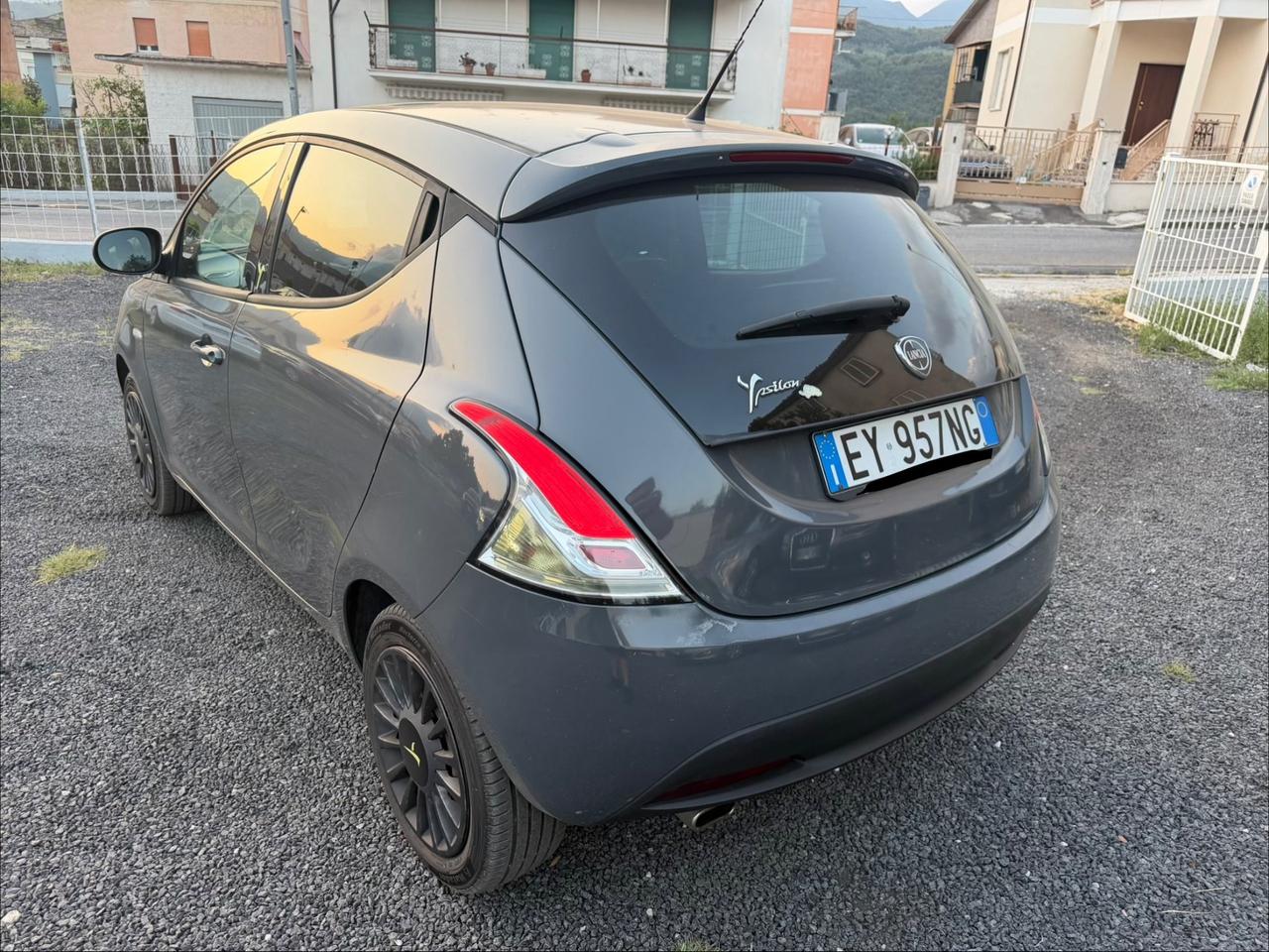 Lancia Ypsilon 1.3 MJT 16V 95 CV 5 porte S&S Elle