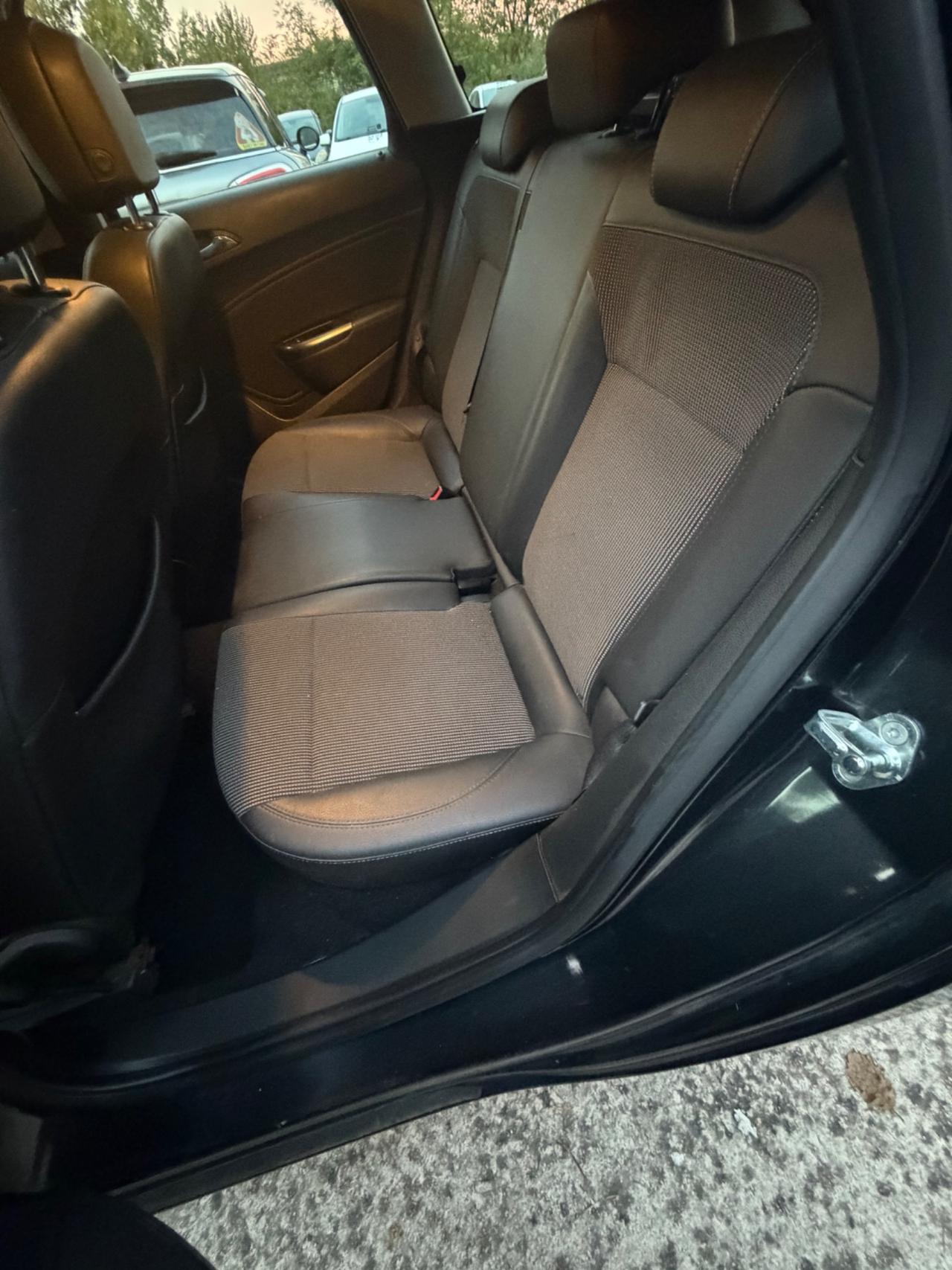 Opel Astra 1.7 CDTI 110CV 4 porte Cosmo Fleet