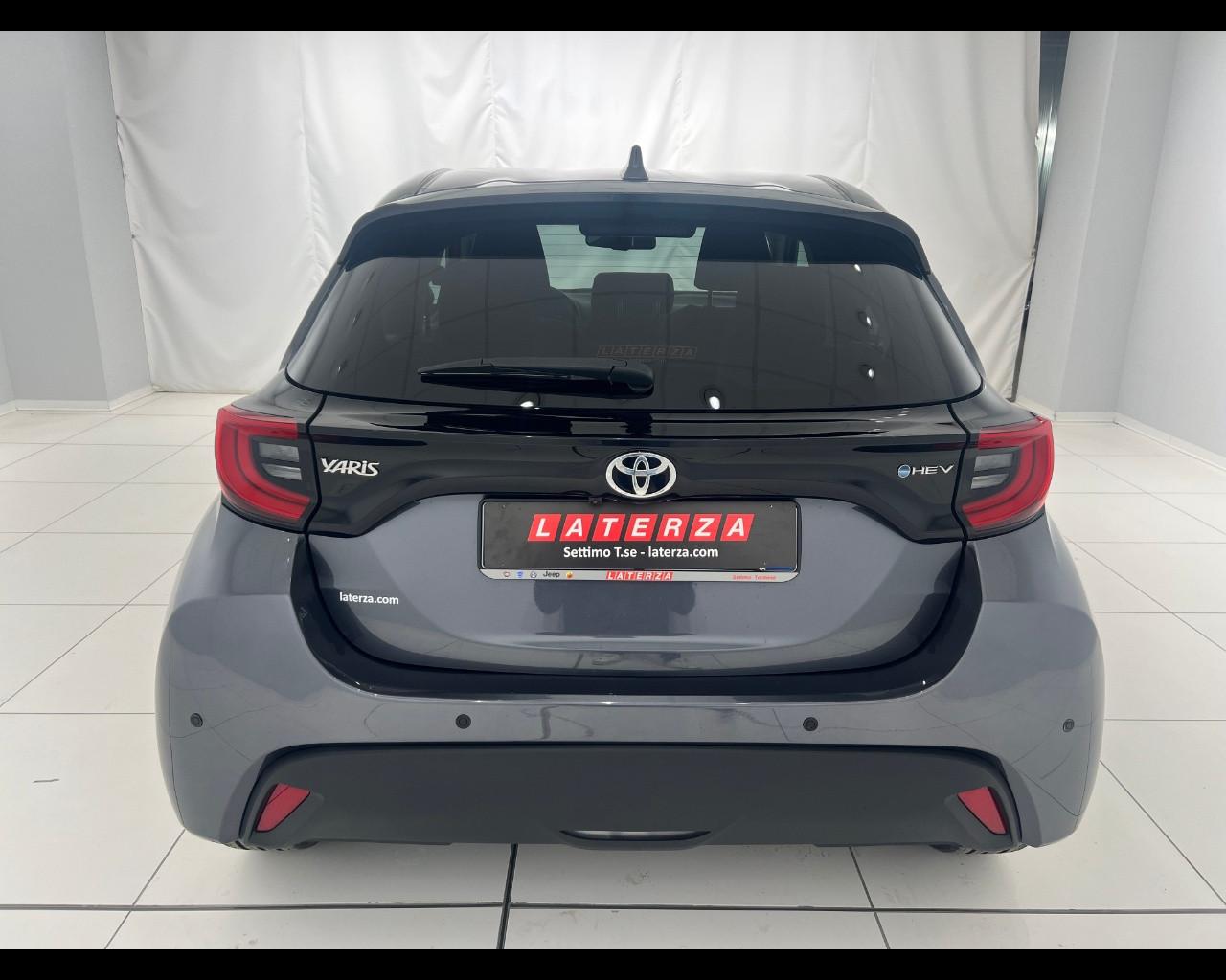 TOYOTA Yaris 1.5h Trend