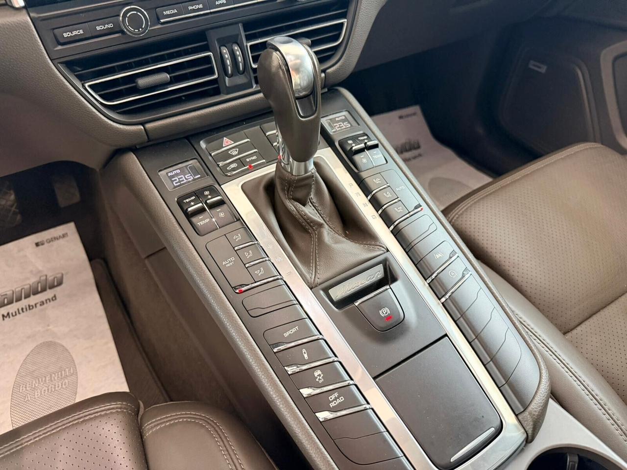 Porsche Macan 2.0 245CV PDK
