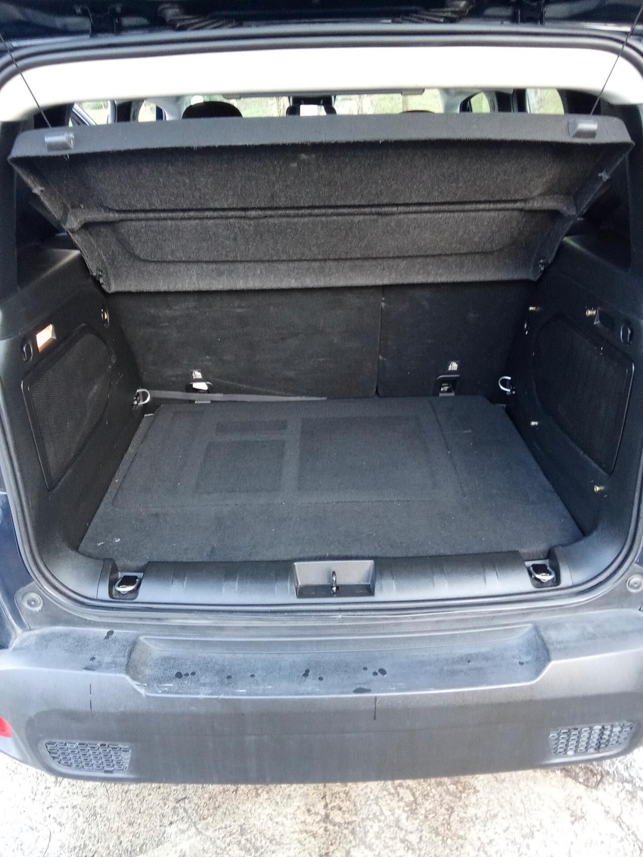 Jeep Renegade 2.0 Mjt 140CV 4WD 019