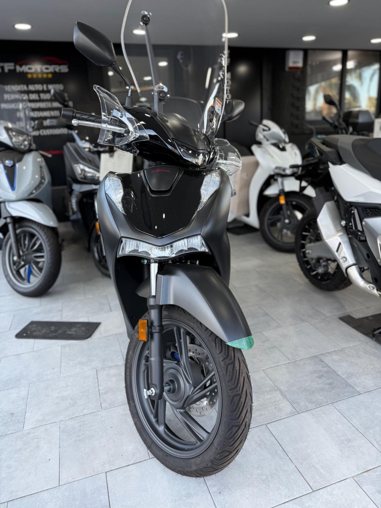Honda SH 125 Sport NUOVO PRONTA CONSEGNA