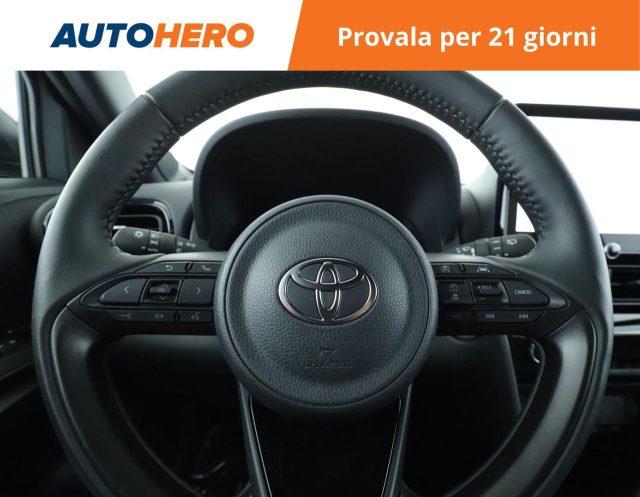 TOYOTA Yaris Cross 1.5 Hybrid 130 CV 5p. E-CVT Team D