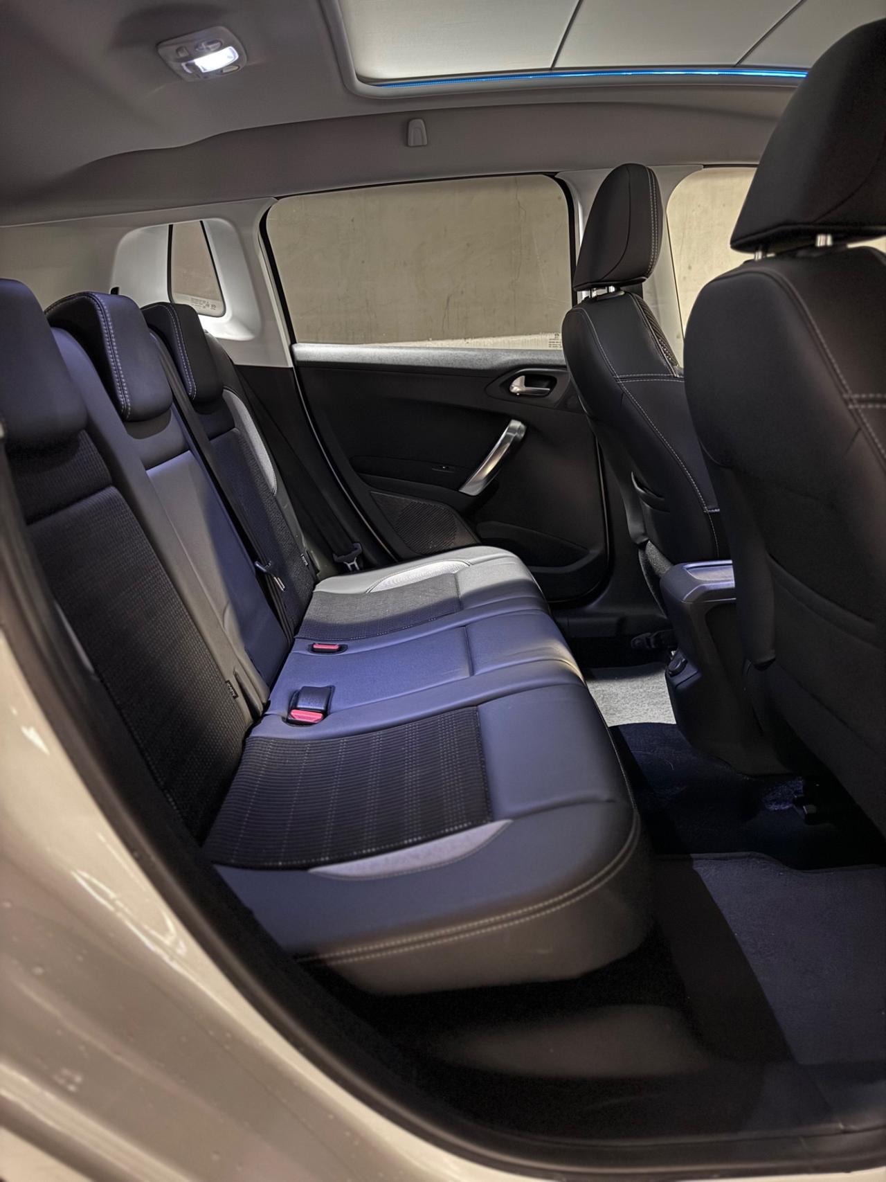 Peugeot 2008 1.6 VTi 120CV Allure