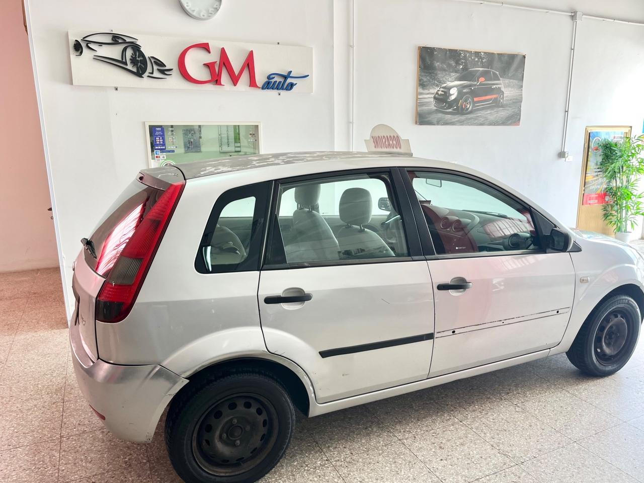 Ford Fiesta 1.2 16V 5p. Zetec
