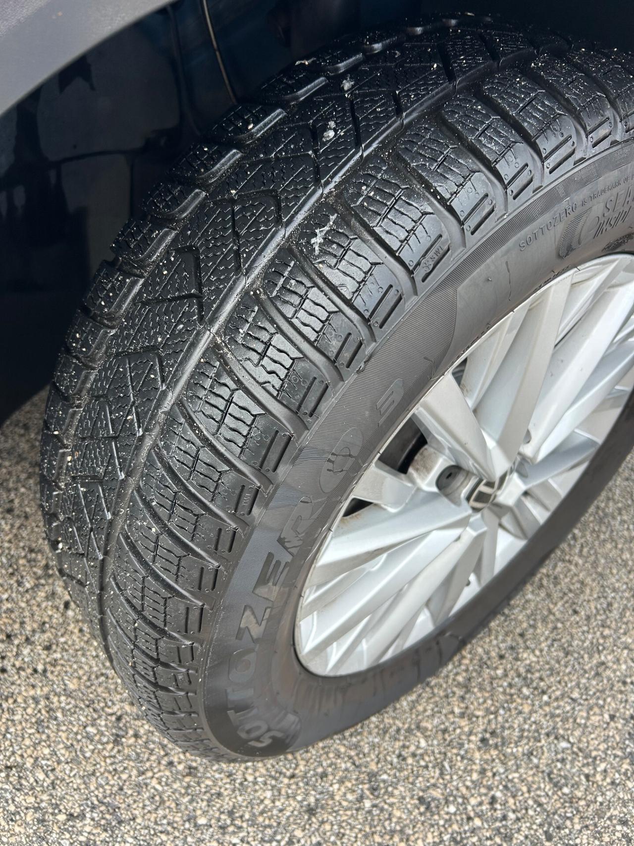 Volkswagen T-Roc 2.0 TDI SCR R-Line 2022