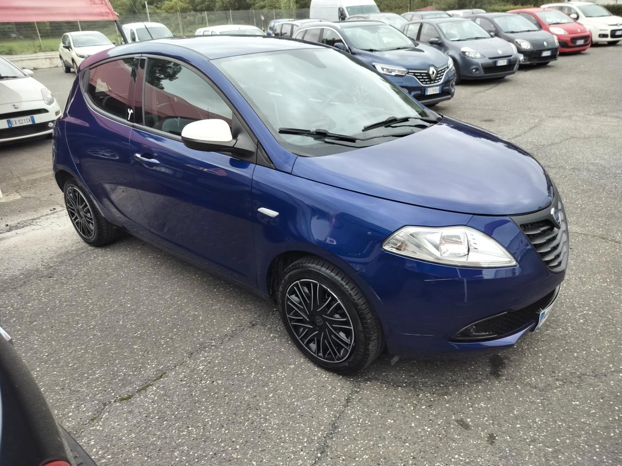 Lancia Ypsilon 1.2 69 CV 5 porte S&S Silver ANCHE CONTANTI NO RATE OBBLIGATORIE