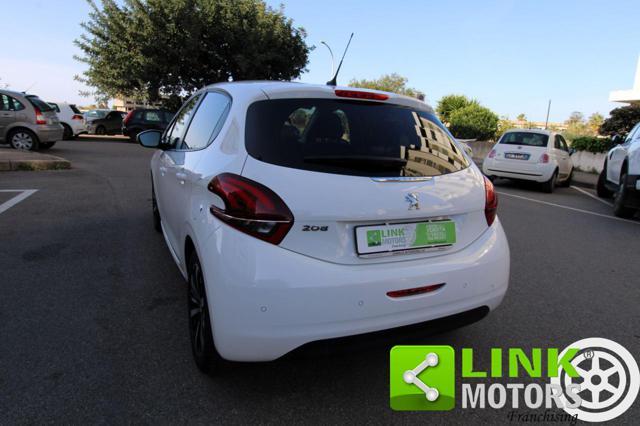 PEUGEOT 208 1° serie PureTech 82 Stop&Start 5 porte Signature