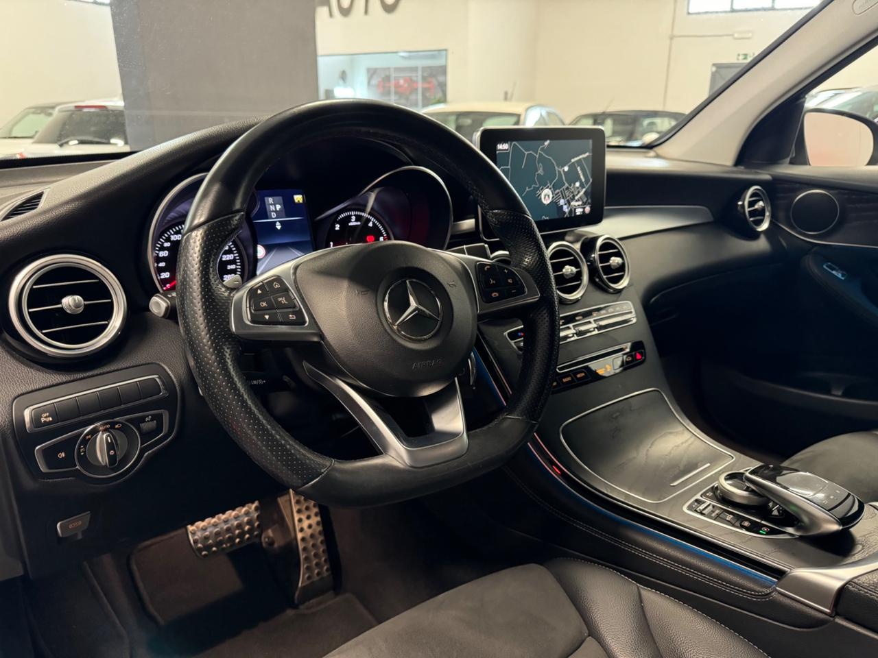 Mercedes-benz GLC 220 d 4Matic Premium FULL!! UNIPRO!