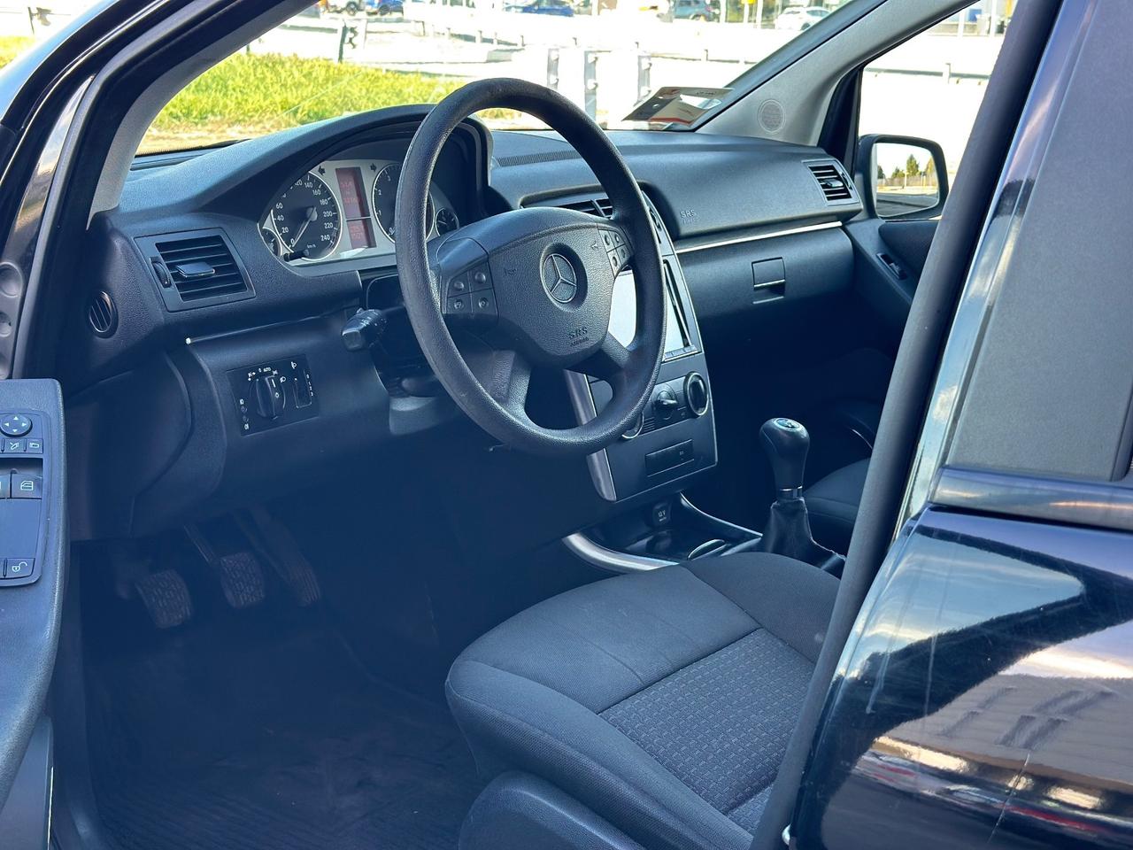 Mercedes-benz B 160 180 BlueEFFICIENCY Executive