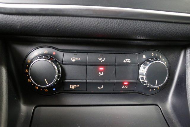 MERCEDES-BENZ CLA 180 d S.W. Automatic Sport "" 18"AMG / AUTOMATICA ""