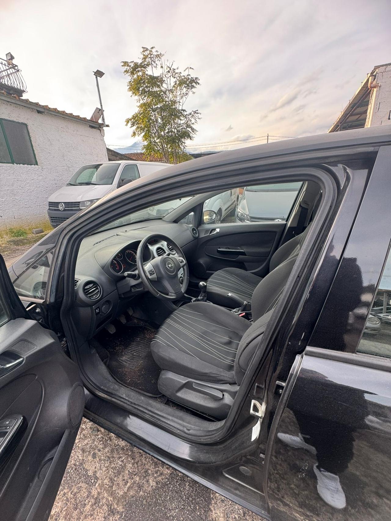 Corsa 1.2 80CV 5 porte GPL-TECH Club