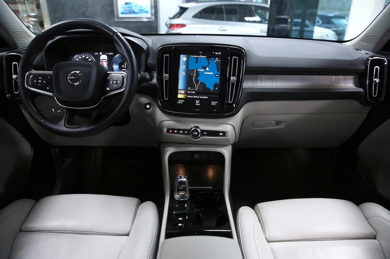 Volvo XC40 T5 Recharge Plug-in Hybrid Inscription auto