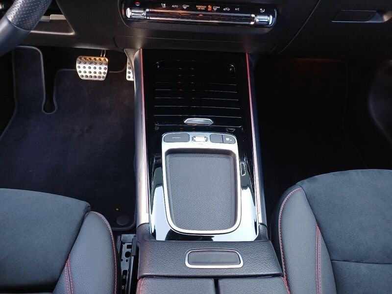 Mercedes-Benz GLA GLA 180 d AMG Line Advanced Plus NIGHT-PACK