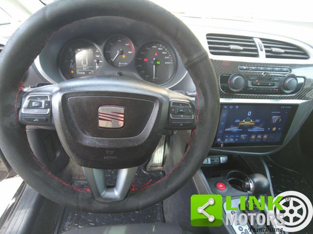 SEAT Leon 2.0 TDI DPF DSG Style (MY09)