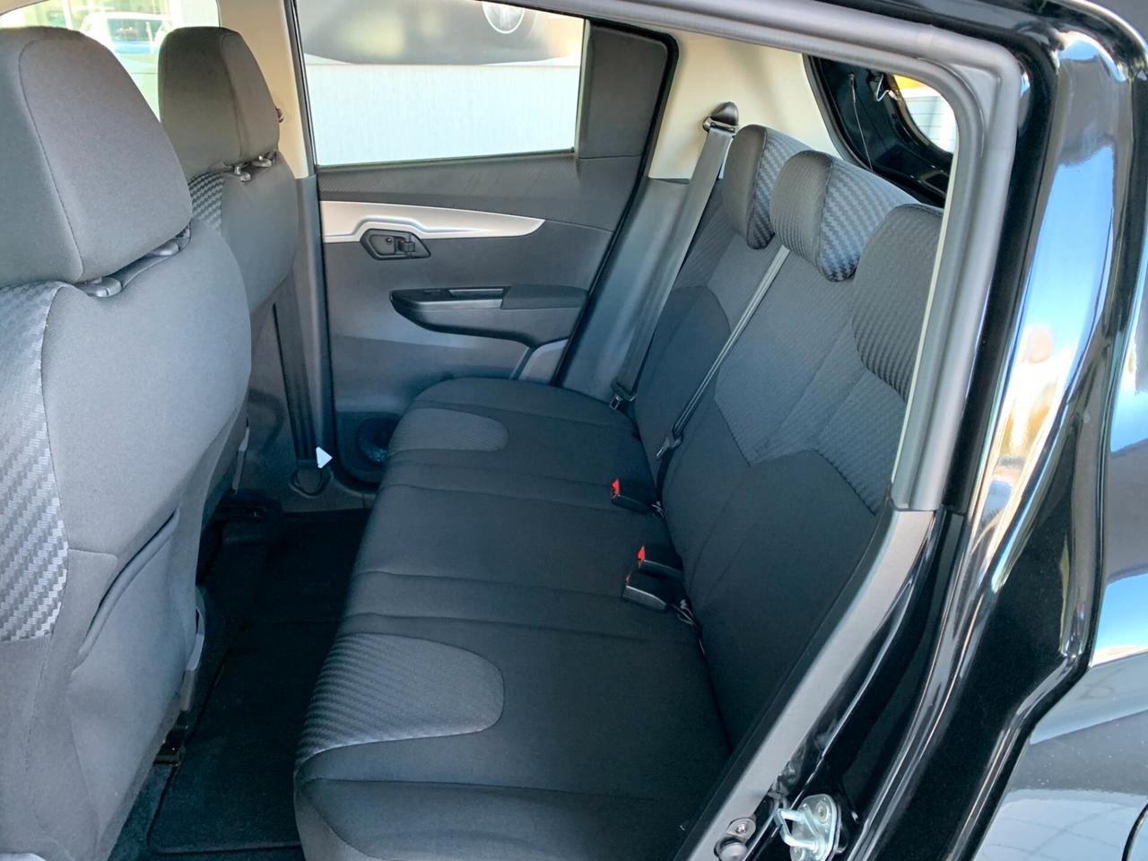 Mahindra KUV100 1.2 VVT K6+