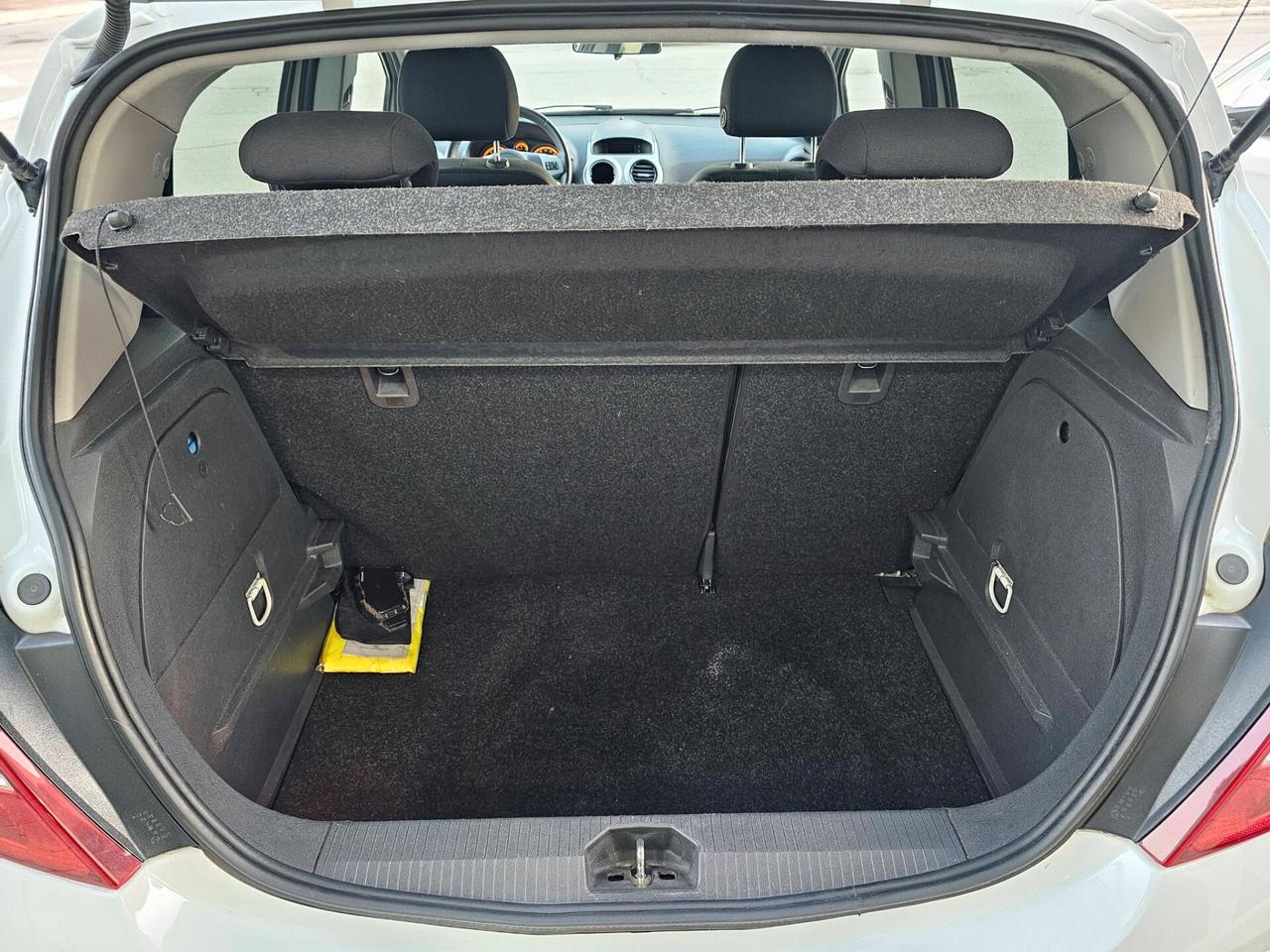 OPEL CORSA 1.2 85CV CLUB