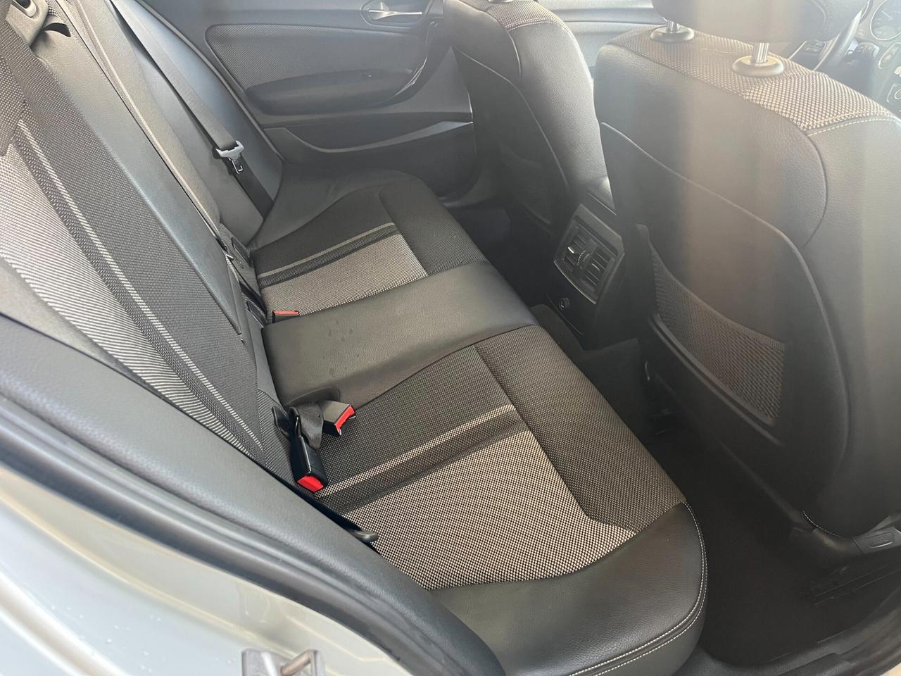 Bmw 118d 5p. Urban Line