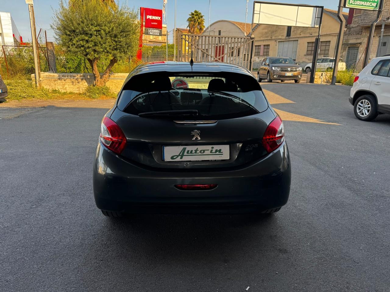 Peugeot 208 1.4 e-HDi 68 CV S&S robotizzato 3 porte Active