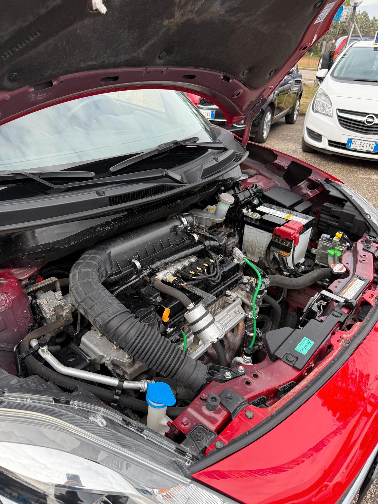 " UNA CHICCA " Suzuki Swift 1.2 Hybrid / GPL