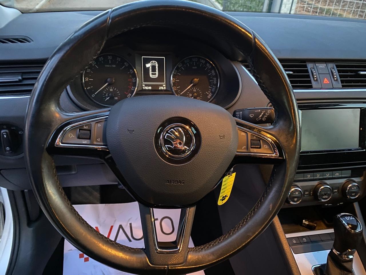 Skoda Octavia 2.0 DSG WAGON STILE 110kW