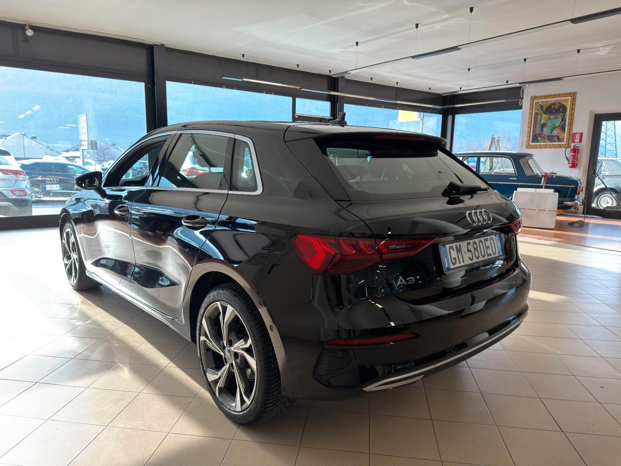 AUDI A3 S-Tronic S-Line 1.0cc 110Cv Automatica