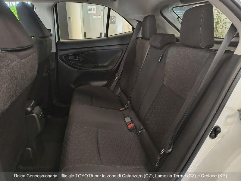 Toyota Yaris Cross 1.5 Hybrid 5p. E-CVT AWD-i Business
