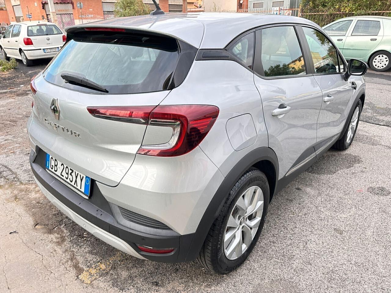 Renault Captur TCe 12V 100 CV GPL Zen