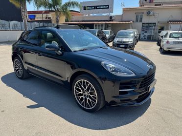 Porsche Macan 2.0 pari al nuovo