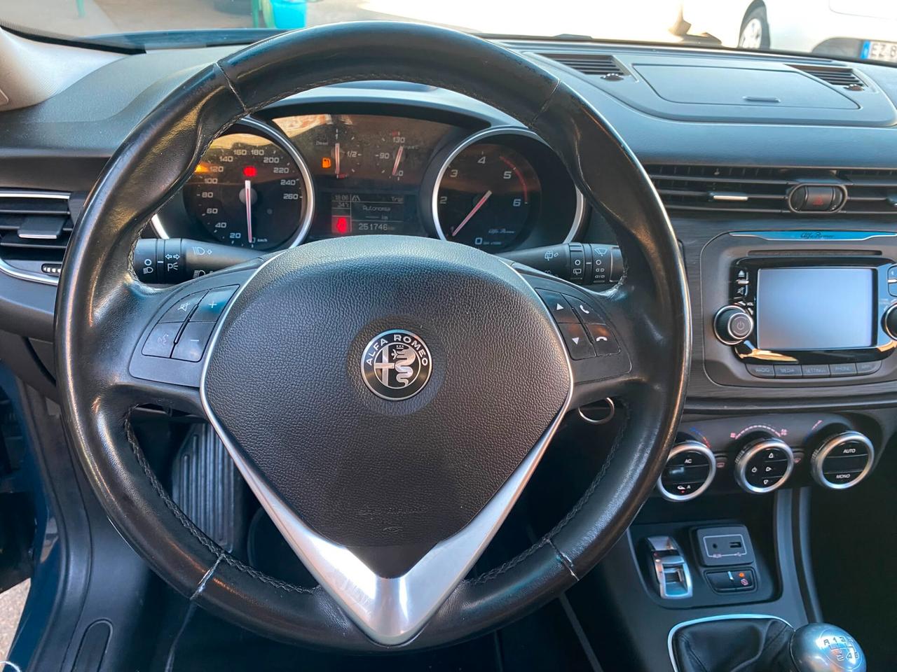 Alfa Romeo Giulietta 1.6 JTDm 120 CV full 2017