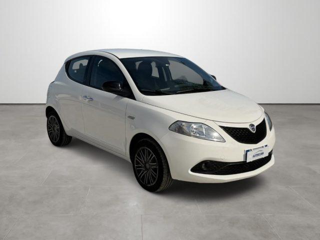 LANCIA Ypsilon 1.0 FireFly 5 porte S&S Hybrid Ecochic Gold