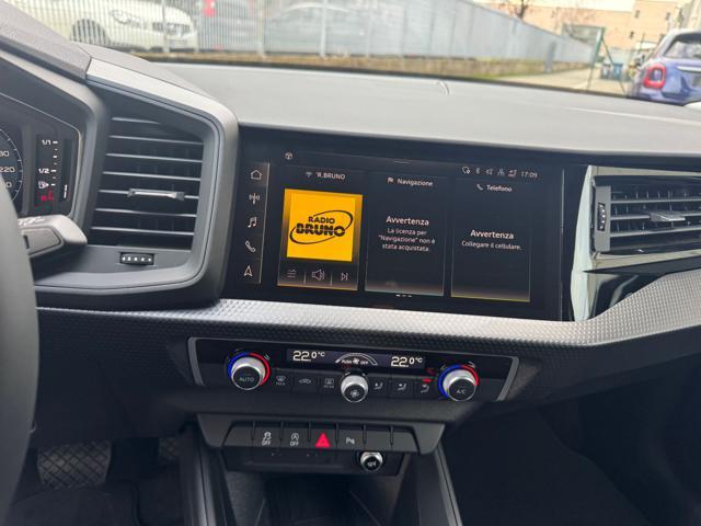 AUDI A1 allstreet 30 TFSI S tronic Identity Contrast