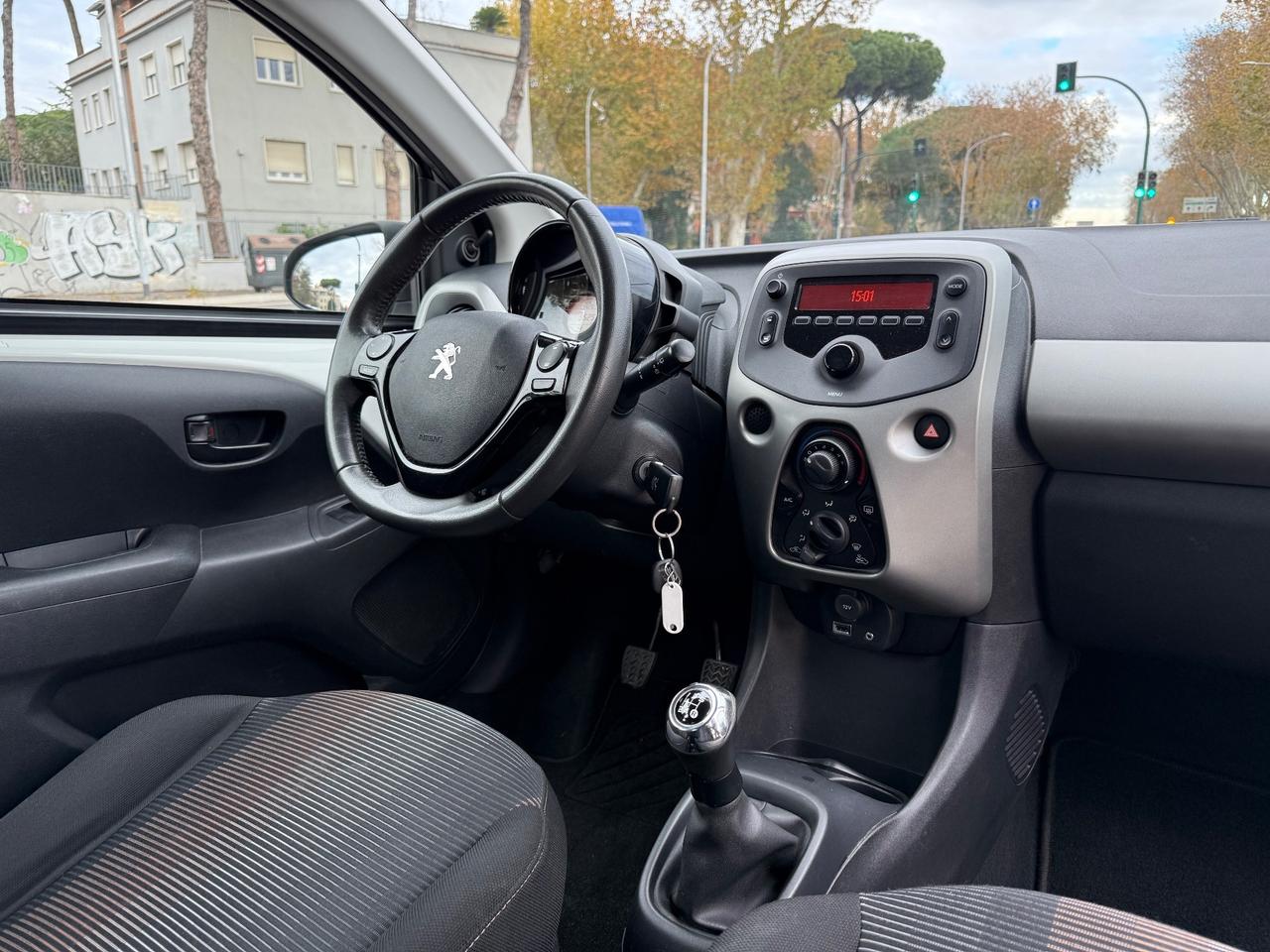 Peugeot 108 VTi 68 5 porte Allure CabrioPDC