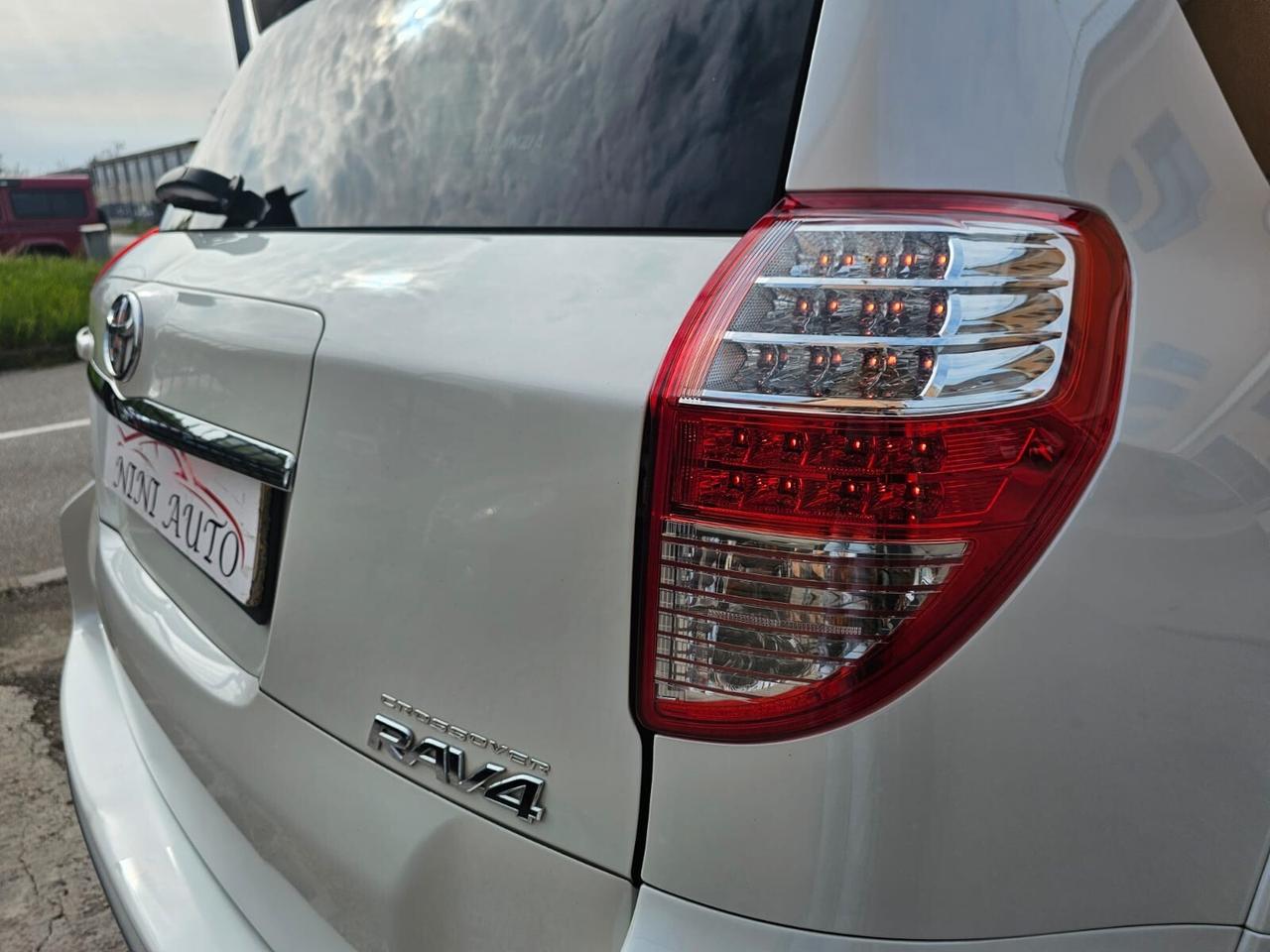 Toyota RAV4 Crossover 2.2 150cv D-Cat Executive*Pelle*Navi*Unipro*