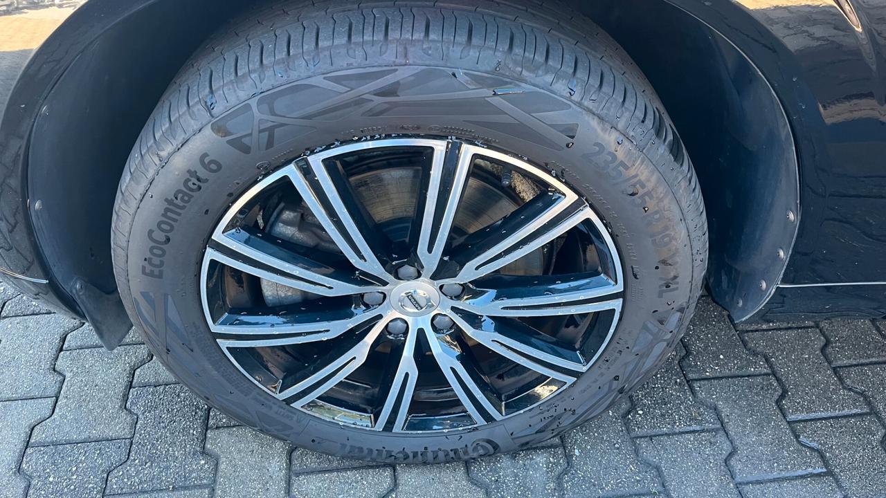Volvo XC 60 XC60 B4 (d) AWD Geartronic Inscription