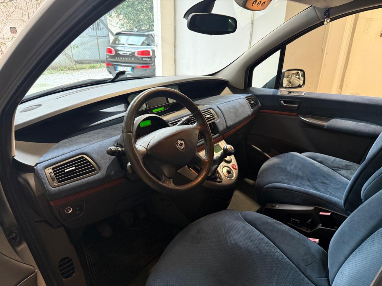 Lancia Phedra Emblema plus FAP 7 posti