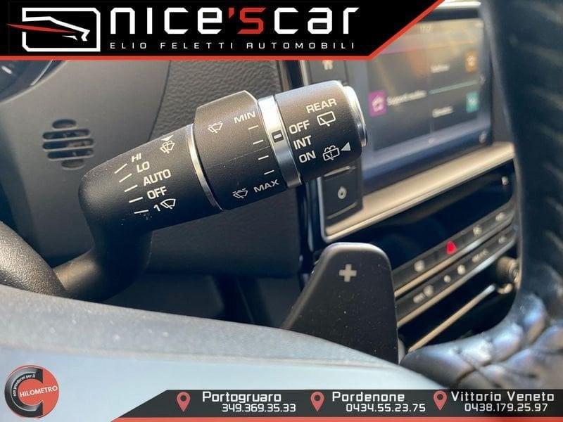 Jaguar F-Pace 2.0 D 180 CV AWD aut. ** MOTORE NUOVO **