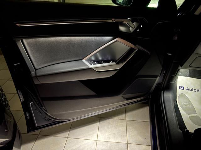 AUDI Q3 35 TDI 150 CV S tronic Business FARI LED