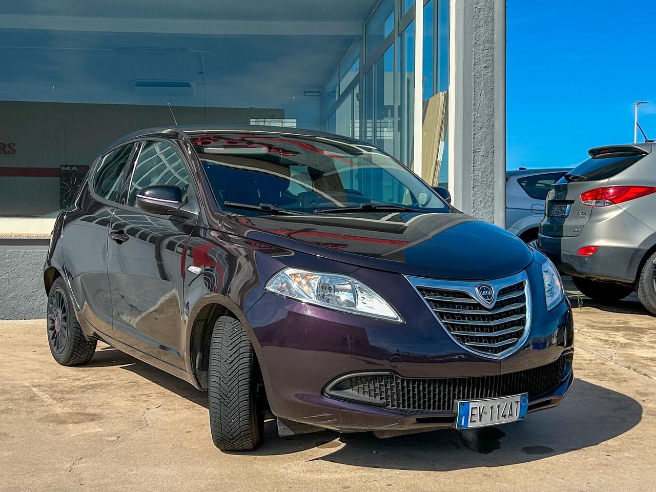 Lancia Ypsilon 1.2 69 CV 5 porte GPL Ecochic Gold